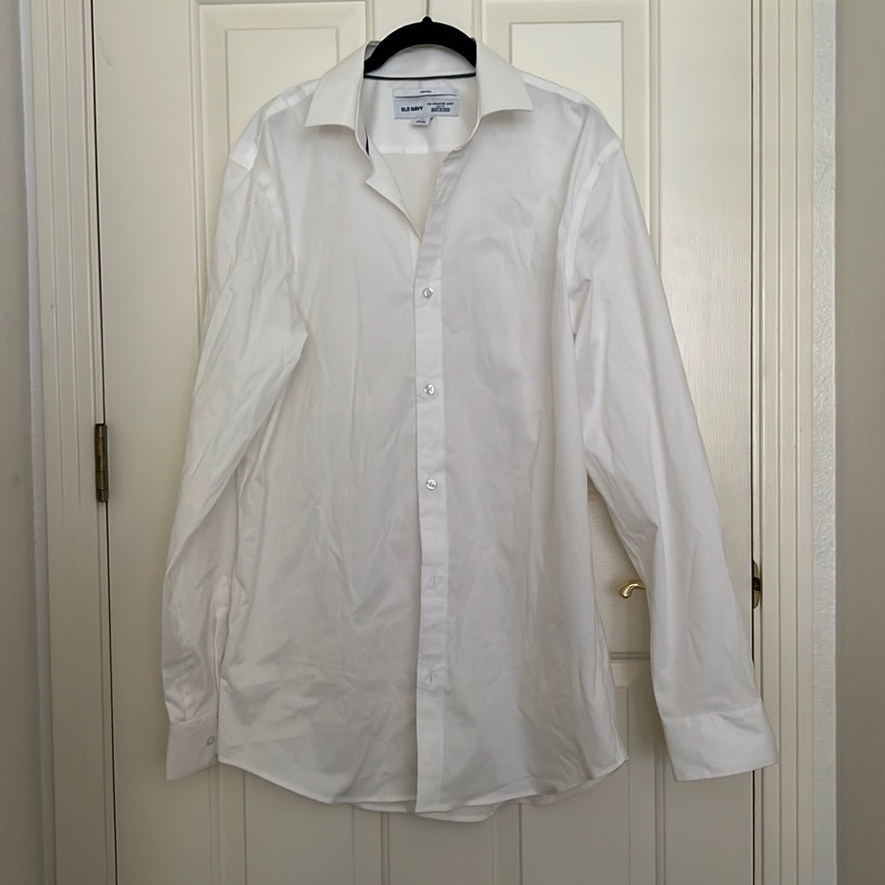 3/$10 Old Navy Slim Fit Tall Signature Shirt